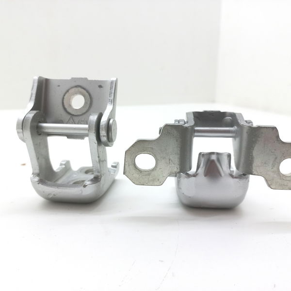 Dobradiça Porta Dianteira Esquerda Renault Captur 1.6 2019