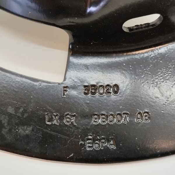 Suporte Da Tampa Do Tanque Ford Bronco Sport 2.0 2021