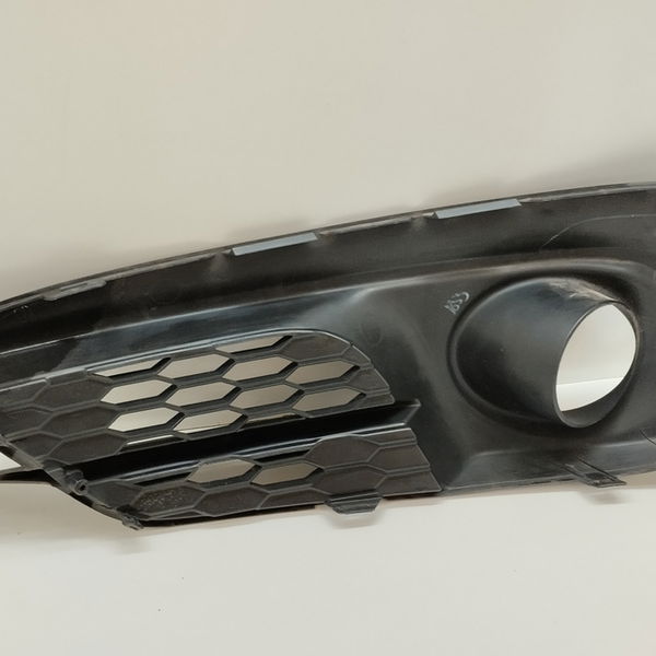 Moldura Farol De Milha Direita Honda Civic 2018
