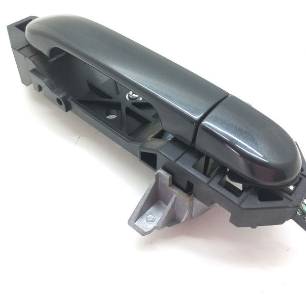 Maçaneta Externa Traseira Esquerda Nissan Livina Sl 1.8 2013
