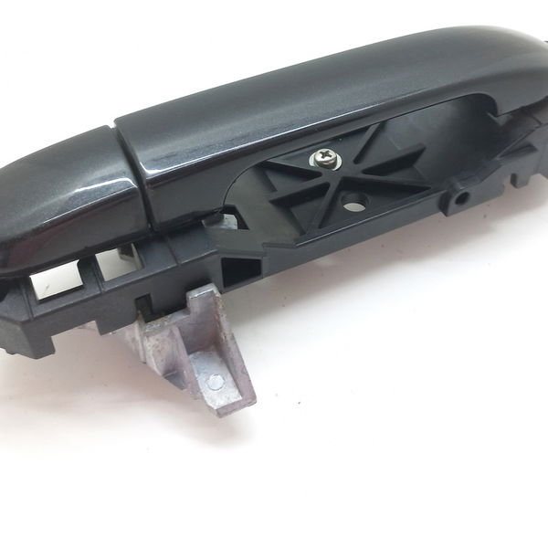 Maçaneta Externa Traseira Direita Nissan Livina Sl 1.8 2013