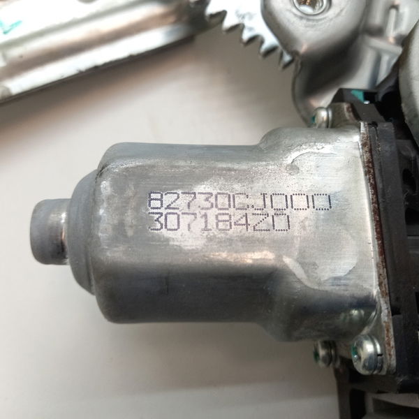 Máquina De Vidro Traseira Esquerda Grand Livina 1.8 2013