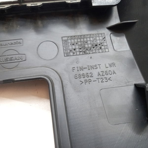 Acabamento Inferior Do Painel Nissan Grand Livina 1.8 2013