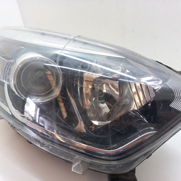 Farol Lado Direito Com Detalhe Renault Captur 1.6 2019