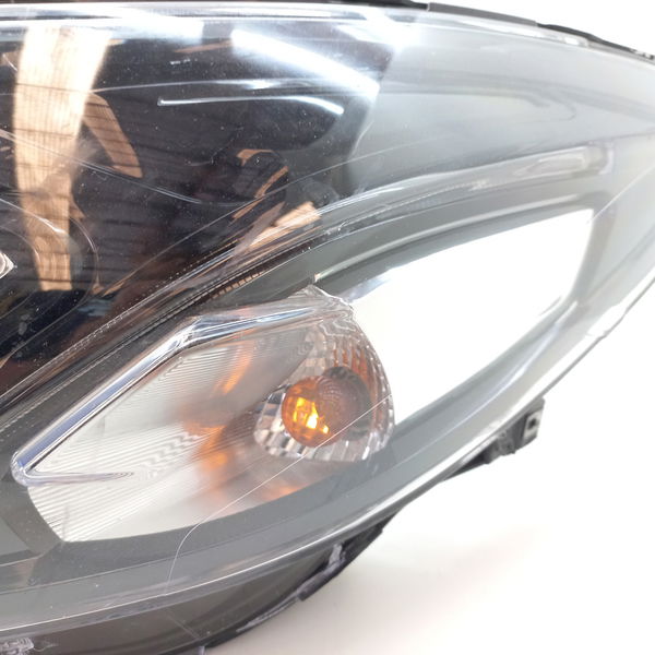 Farol Lado Esquerdo Chevrolet Onix 1.4 2019