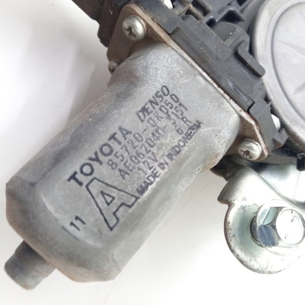 Máquina De Vidro Dianteira Esquerda Toyota Hilux