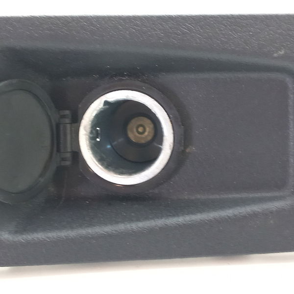 Moldura Tomada 12v Toyota Corolla Xei 2.0 2017