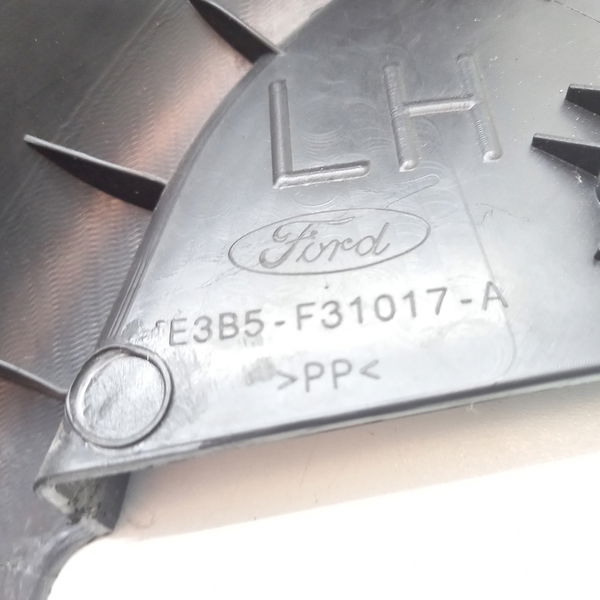 Acabamento Coluna Traseira Esquerda Ford Ka Se 1.5 2016