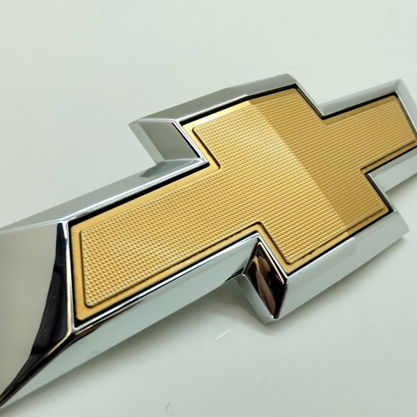 Emblema Chevrolet Tracker 12t 2021