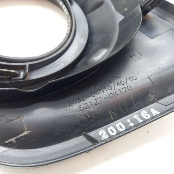 Moldura Farol De Milha Direito Toyota Hilux Srv 2014