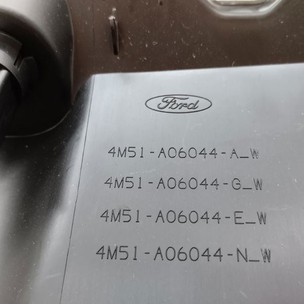 Caixa Do Porta Luvas Ford Focus 1.6 2013