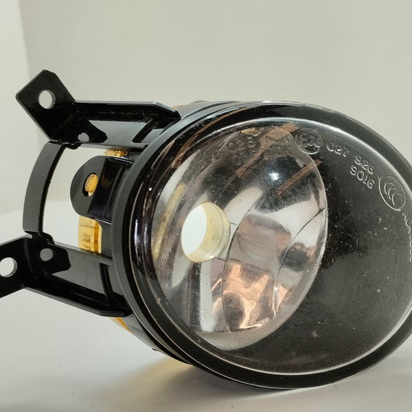 Farol De Milha Direito Vw Crossfox Gll 2012