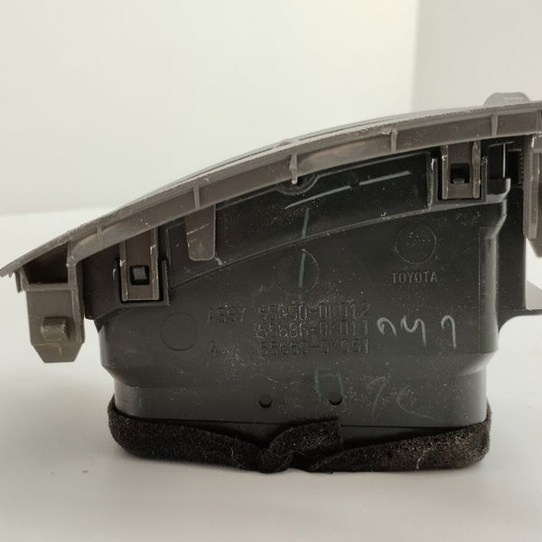 Difusor De Ar Ambos Lados Hilux Sw4 Diesel 2011