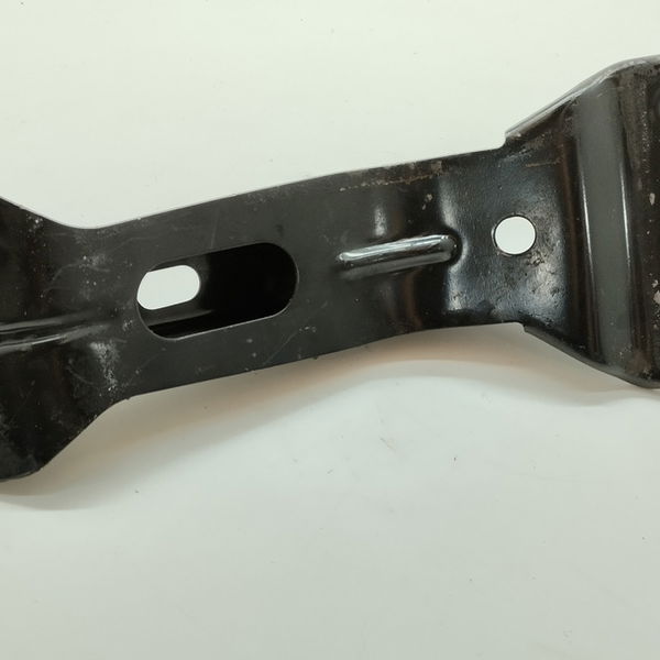 Suporte Braço Do Agregado Hilux Sw4 Diesel 2011