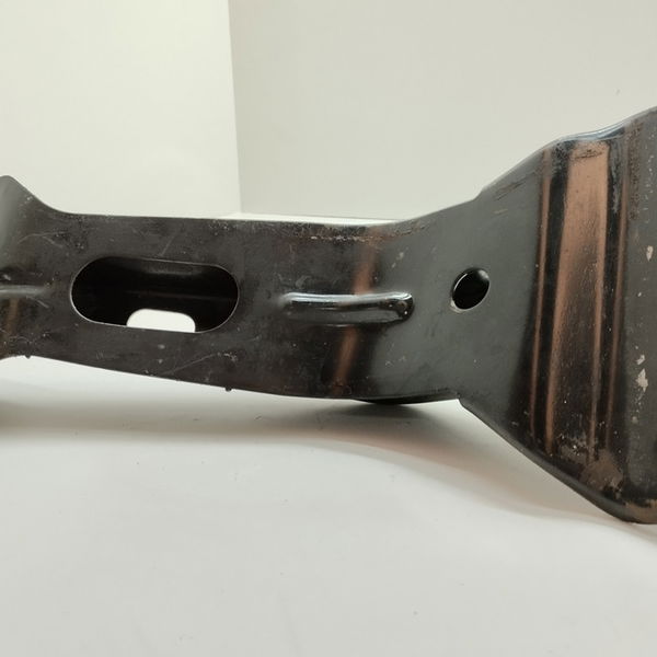 Suporte Braço Do Agregado Hilux Sw4 Diesel 2011