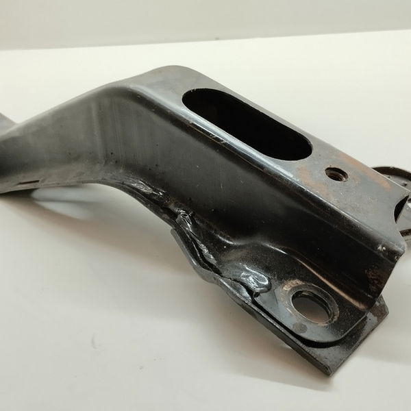 Suporte Braço Do Agregado Hilux Sw4 Diesel 2011