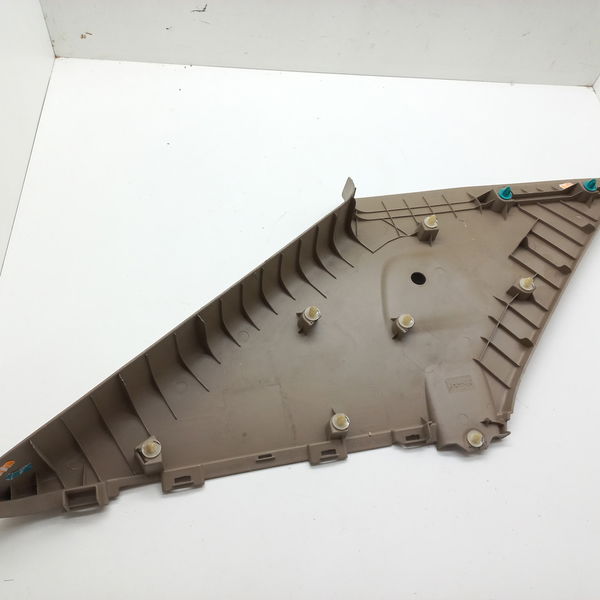 Acabamento Porta Mala Direito Toyota Hilux Sw4 Diesel 2011