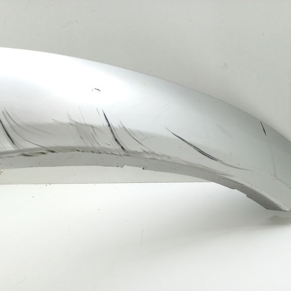 Moldura Paralama Lado Direito Toyota Hilux Sw4 Diesel 2011