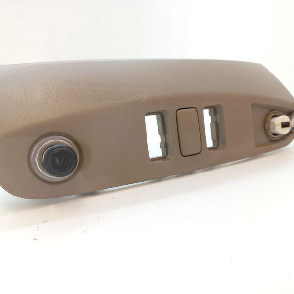 Acabamento Painel Tomada 12v Toyota Hilux Sw4 Diesel 2011