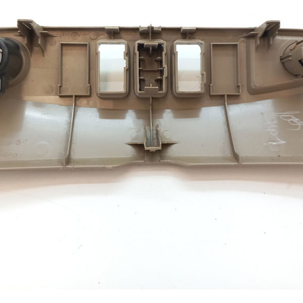 Acabamento Painel Tomada 12v Toyota Hilux Sw4 Diesel 2011
