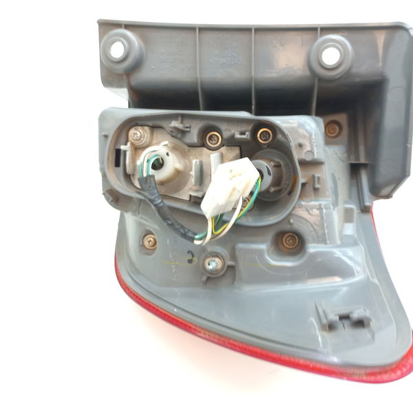 Lanterna  Canto Traseira Esquerda Hilux Sw4 Diesel 2011