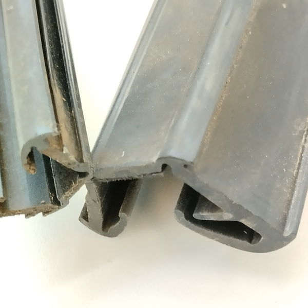 Guarnição Porta Dianteira Direita Toyota Hilux Sw4 2011