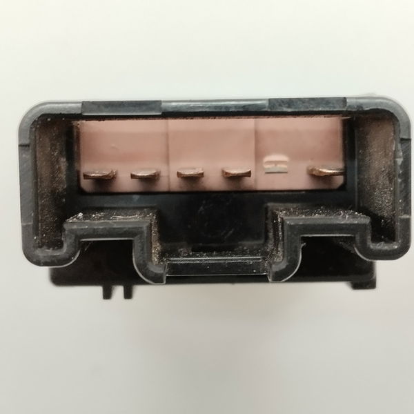 Botão Sensor Estacionamento Toyota Hilux Sw4 2011