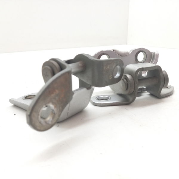 Dobradiça Porta Traseira Esquerda Hilux Sw4 Diesel 2011