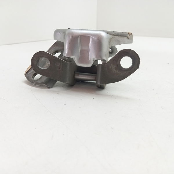 Dobradiça Porta Traseira Direita Hilux Sw4 Diesel 2011
