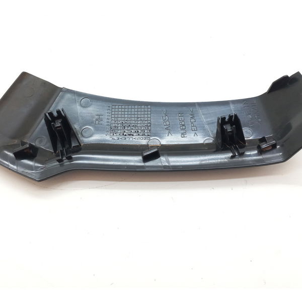 Moldura Lanterna Traseira Direita Vw Gol 1.6 2022
