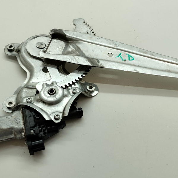 Maquina De Vidro Traseiro Direito Hilux Sw4 Diesel 2011
