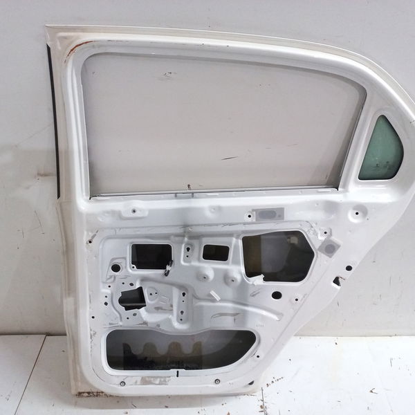 Porta Traseira Direita Com Detalhe Vw Gol 1.6 2022