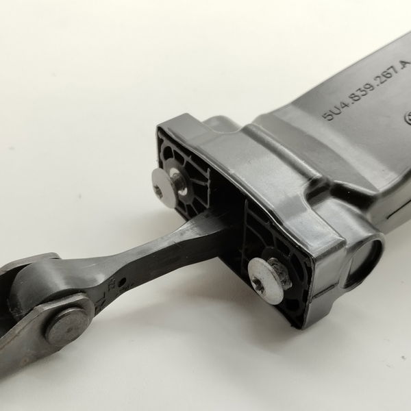 Limitador Porta Traseira Esquerda Vw Gol 1.6 2022