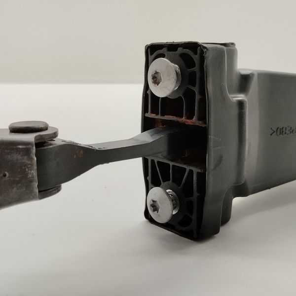 Limitador Porta Traseira Direita Vw Gol 1.6 2022