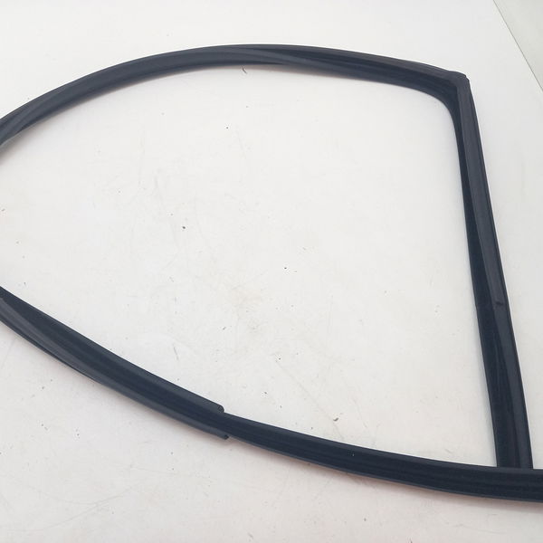 Guarniçao Porta Traseira Esquerda  Vw Gol 1.6 2022
