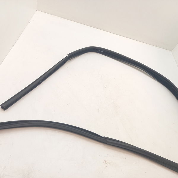 Guarniçao Porta Dianteira Direita Vw Gol 1.6 2022