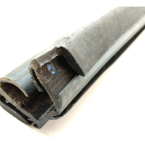 Borracha Vidro Traseiro Esquerdo Grand Livina 1.8 2013
