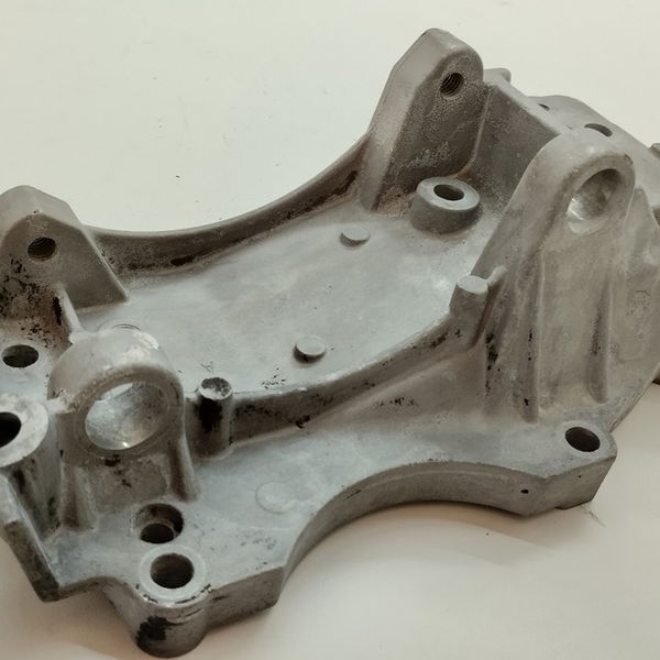 Suporte Do Alternador Peugeot 408 Sedan Griffe 2.0 2012