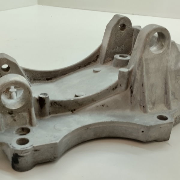 Suporte Do Alternador Peugeot 408 Sedan Griffe 2.0 2012