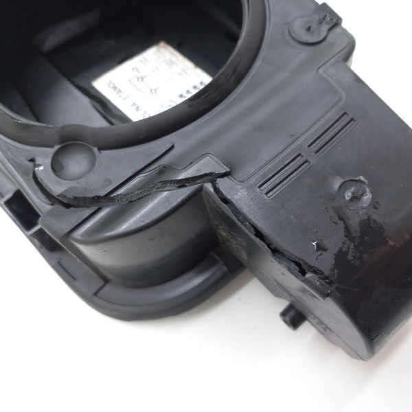 Portinhola Do Tanque Com Detalhe Hyundai Hr 2.5 Diesel 2014