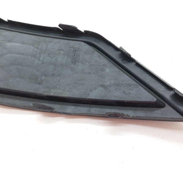 Moldura Farol De Milha Direito Vw Voyage 1.6 2021