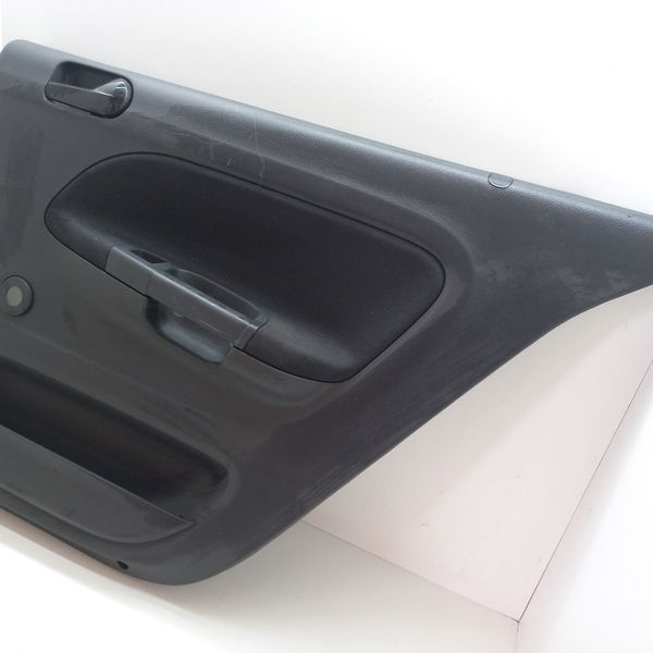Forro De Porta Traseira Direita Vw Voyage 1.6 2021