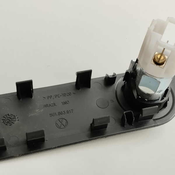 Moldura Acendedor Cigarro Volkswagen Voyage 1.6 2021