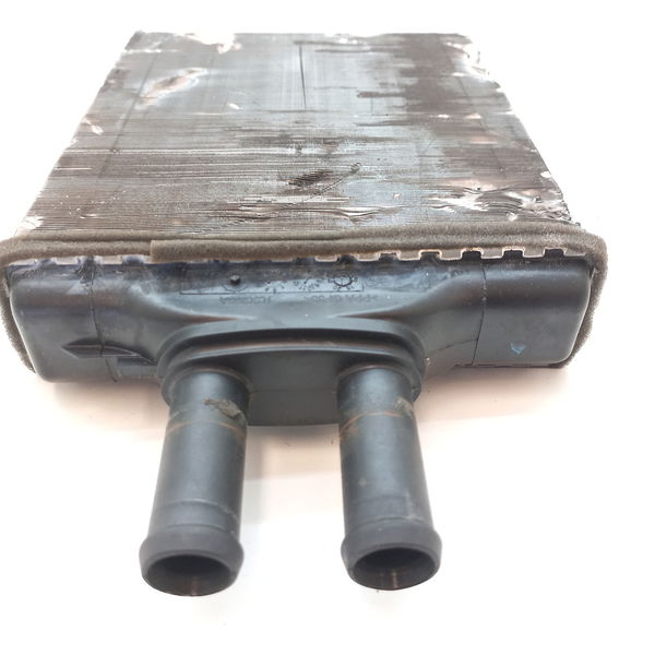 Radiador De Ar Quente Com Detalhe Vw Voyage 1.6 2021