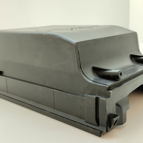 Tampa Caixa Radiador De Ar Volkswagen Voyage 1.6 2021