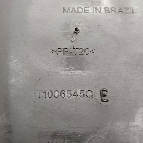 Tampa Caixa Radiador De Ar Volkswagen Voyage 1.6 2021