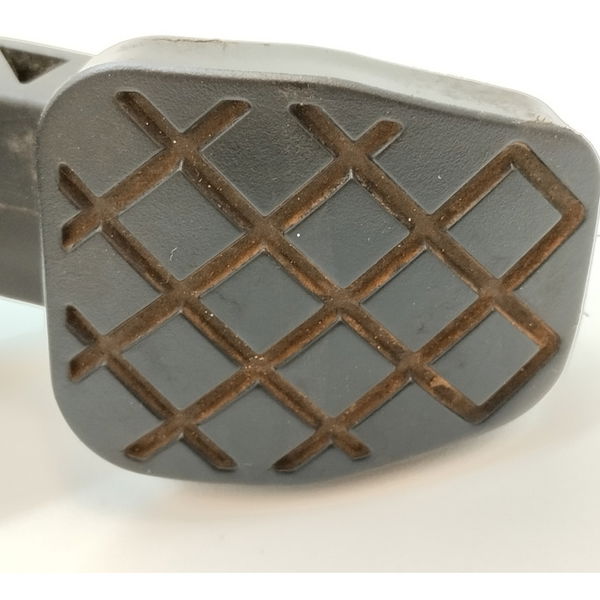Pedal Da Embreagem Volkswagen Voyage 1.6 2021