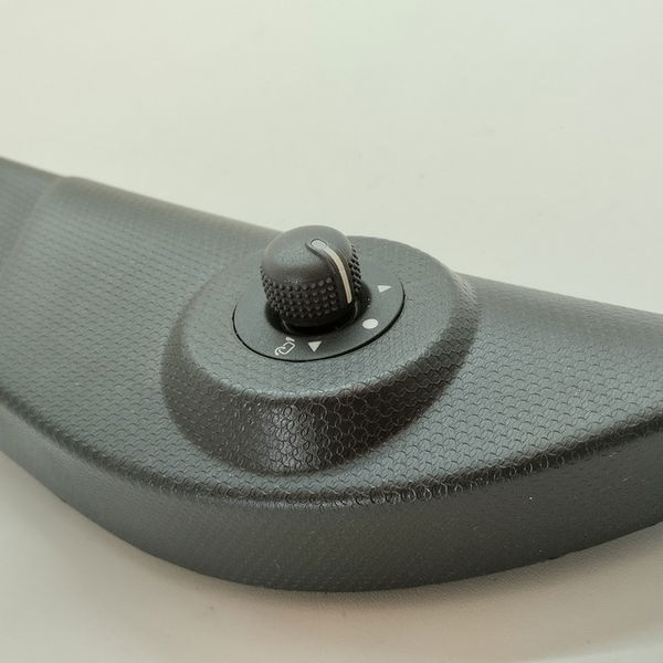 Moldura Retrovisor Esquerdo Fiat Siena Essence 1.6 2018
