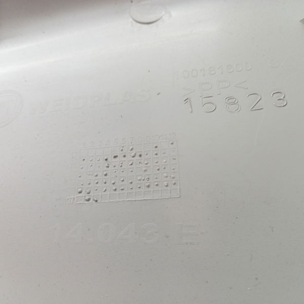 Acabamento Coluna Tras Esquerda Fiat Siena Essenc 1.6 2018
