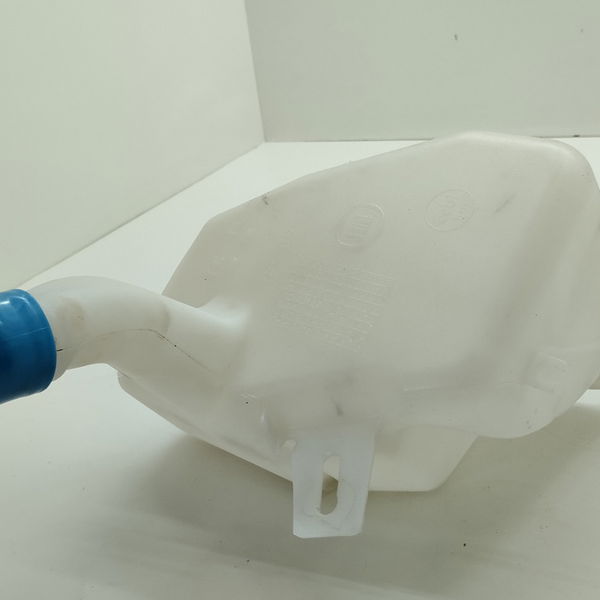 Reservatorio Agua Parabrisa Fiat Siena Essence 1.6 2018